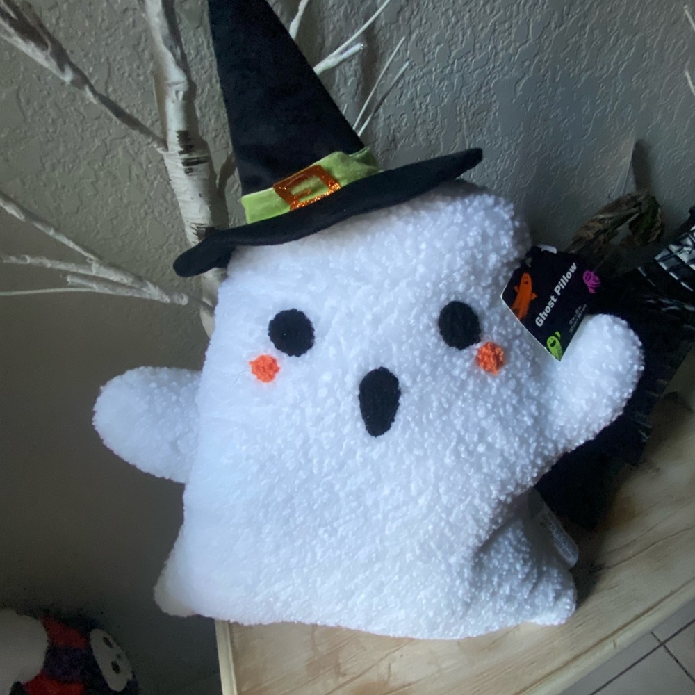 Plush Ghost Costume with Witch Hat